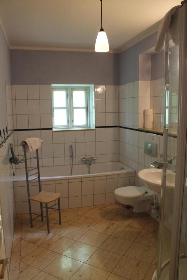 Altes Waschhaus Krakvitz Appartement Putbus Buitenkant foto